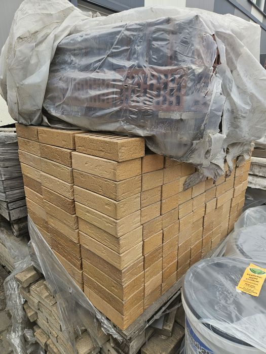 Cegła klinkierowa po 50gr 1szt