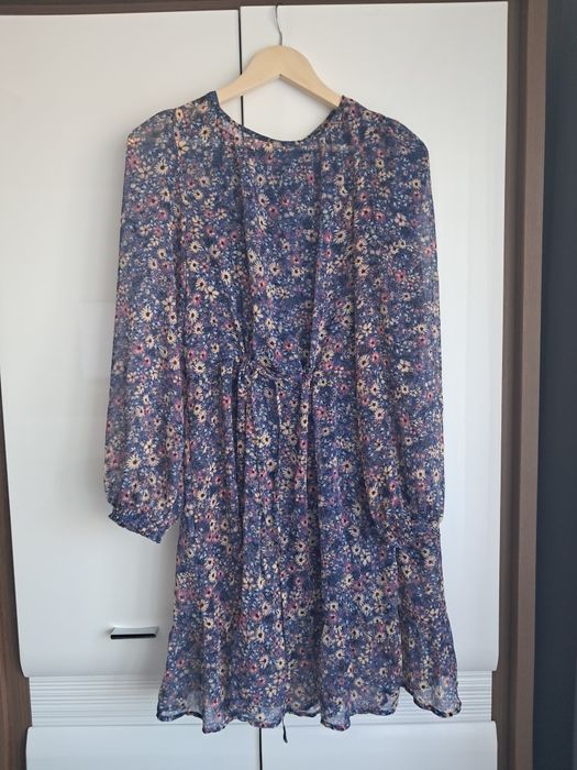 Sukienka w kwiatki rozm 38