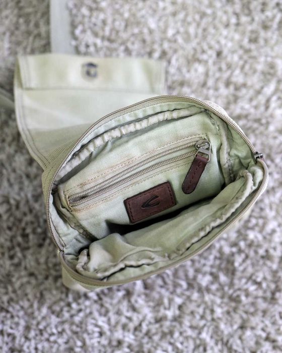 Bolsa carteira marca camel em bom estado