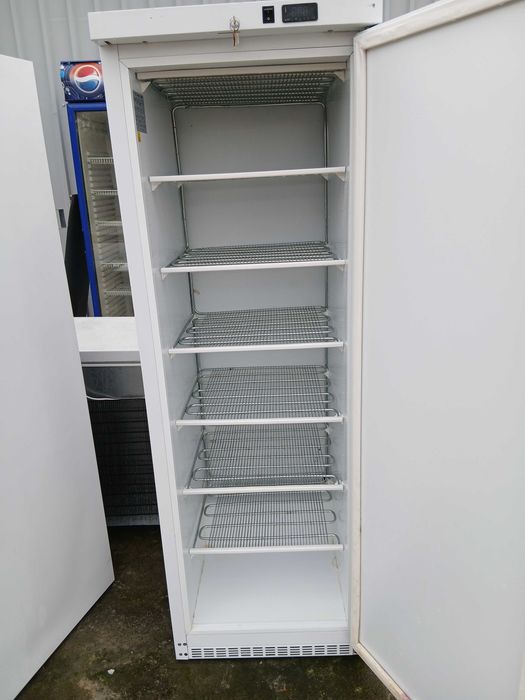 Arcas verticais de congelação.