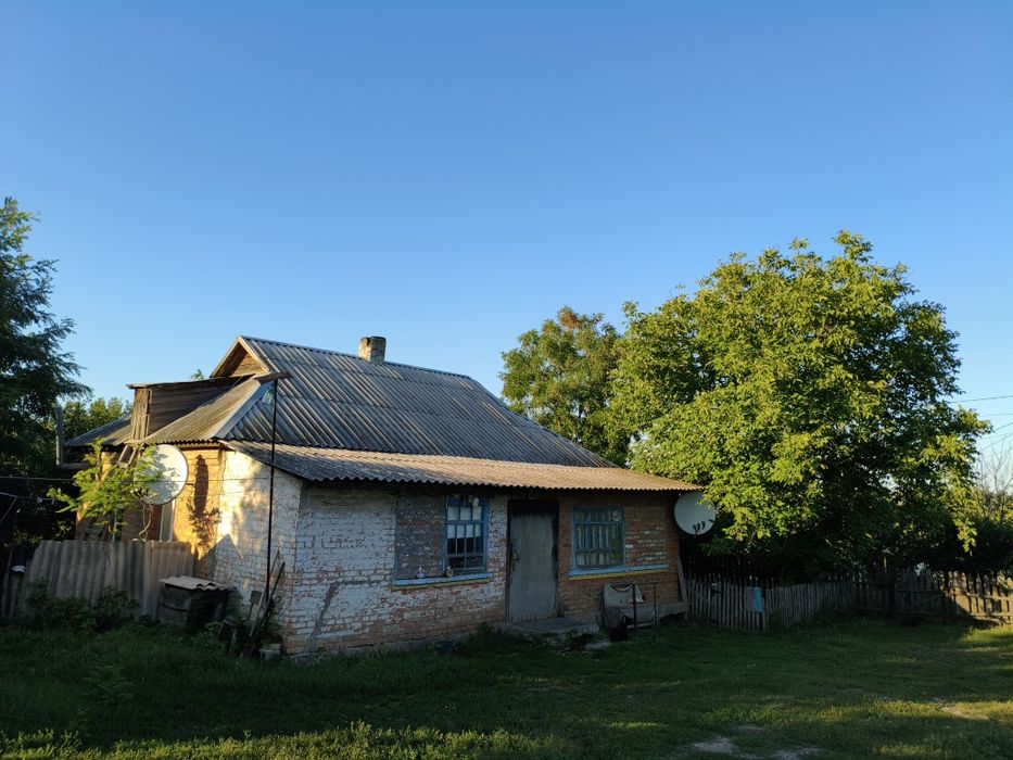 Продам будинок в селищі Петрове