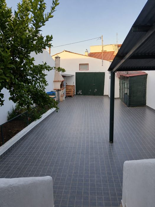 Moradia T4 em Baleizão