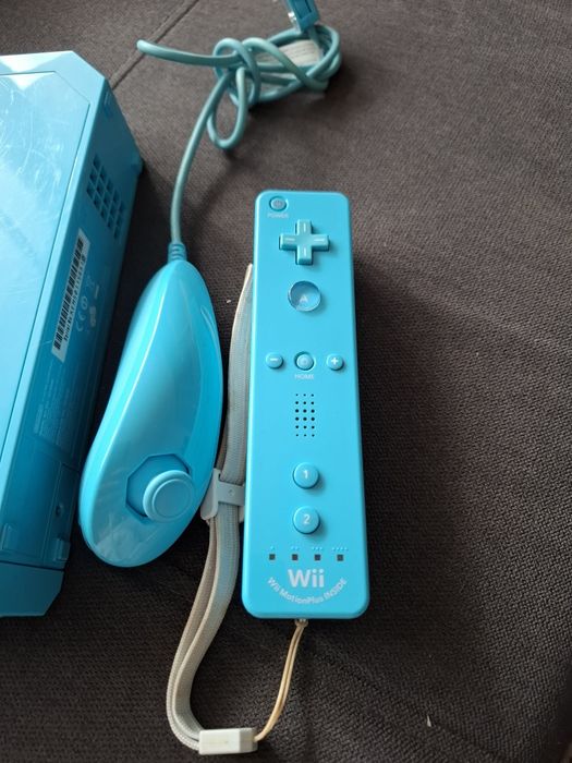 Konsola nintendo Wii niebieska + pad