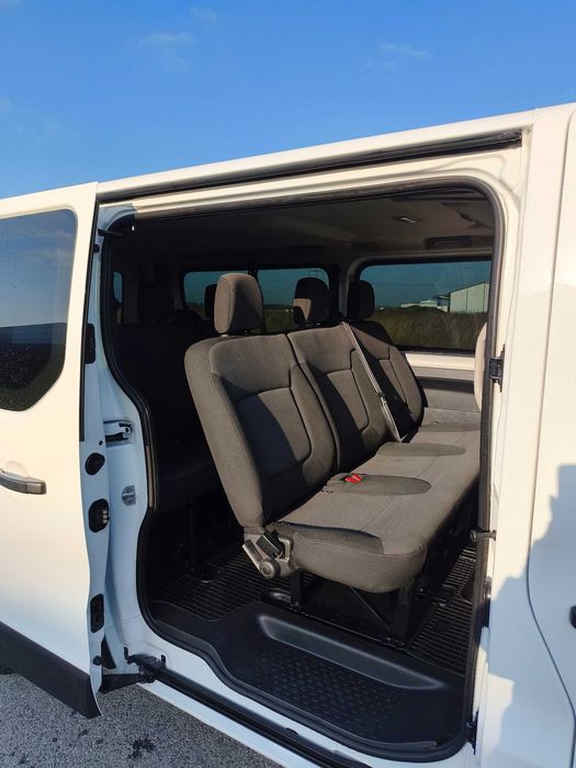 Wynajem - Renault Trafic 2022r | 9 osób | niski przebieg | GoCar Kiełczów