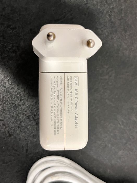 Oryginalny zasilacz ładowarka Apple MacBook 61w