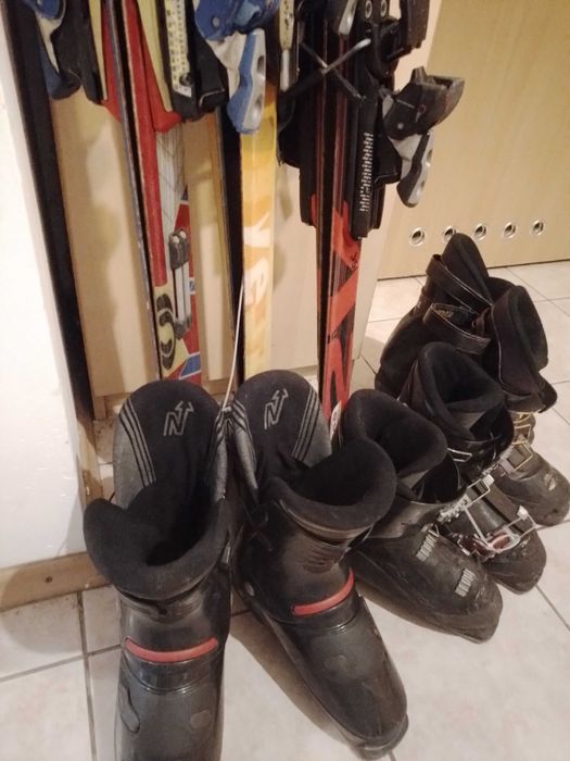 Kije narciarskie narty buty