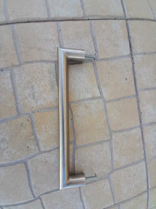 Puxador em inox para armario424397290918400005