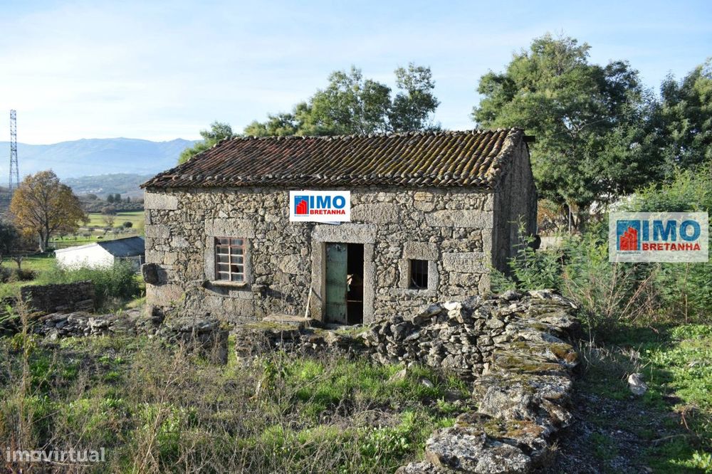 Country Estate with Small House - Castanheira (Caria-Peraboa)