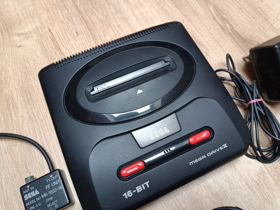 Consola Sega Mega Drive II
