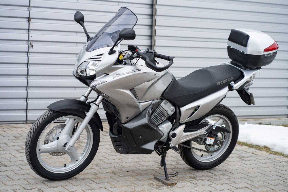 Honda XL 125 Varadero 2010 Travel Edition kat. A1/B