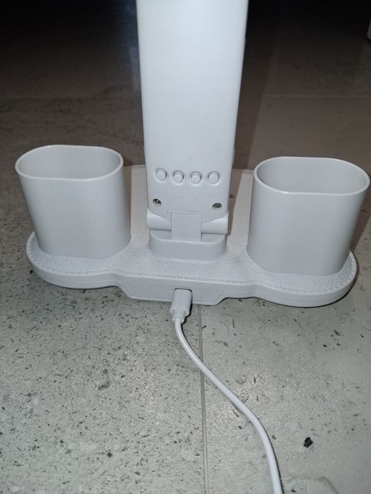 Lampa led na biurk z zegarem i data