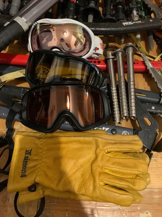 Прокат рюкзаки трекінгові палиці пальники туристичне снаряжение оренда ...