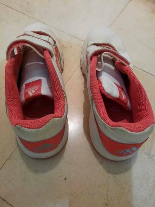Ténis criança/adolescente Adidas (35) - bom estado
