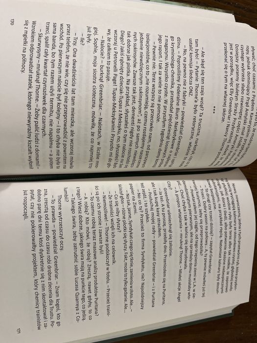 Ślepe stado - John Brunner (Artefakty)