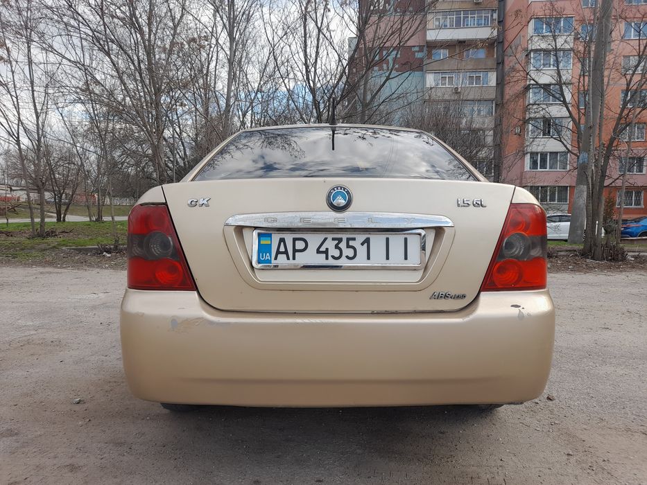 Продам машину Geely