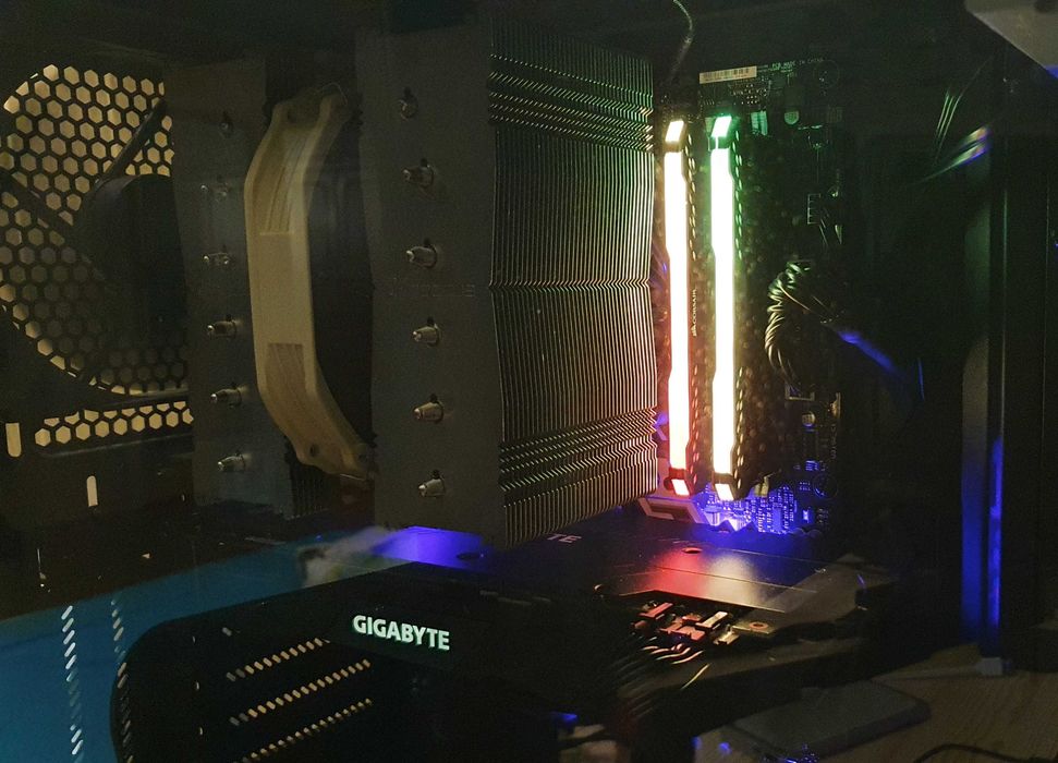 Corsair Vengeance RGB PRO, Samsung B-Die, DDR4, 2x16GB, 3200MHZ, CL16