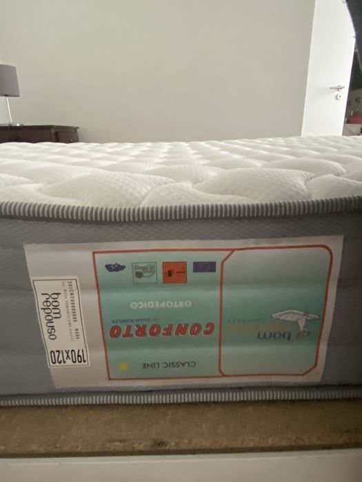 Vendo cama de ferro s/ colchao