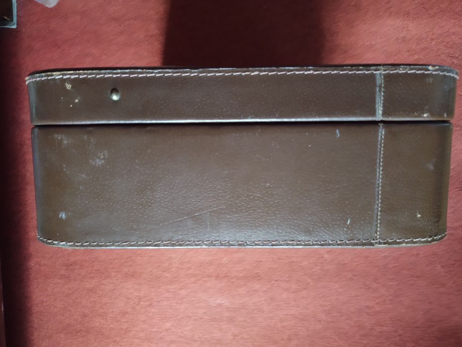 Чемодан натуральная кожа классика