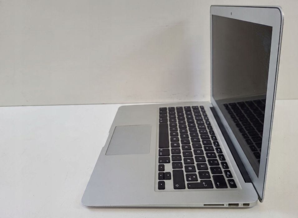 Apple MacBook Air i5 SSD na PS4