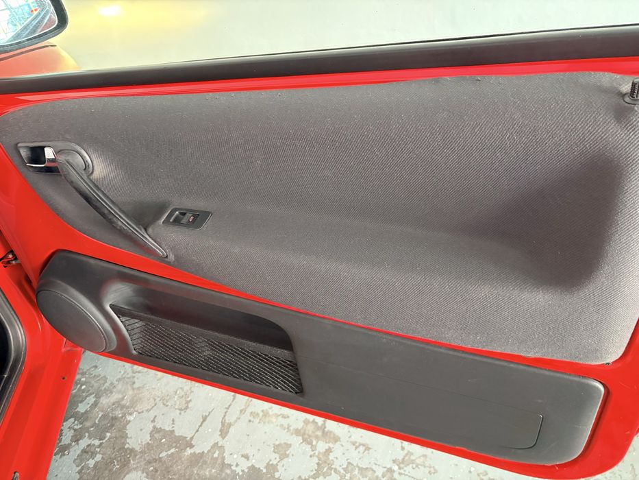 VW Lupo 1.0 com 82.000km