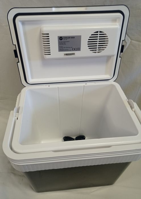 Универсальный автохолодильник ON Cooler Box CRX100, 25 л