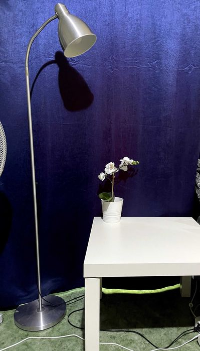 side bed lamp good condition