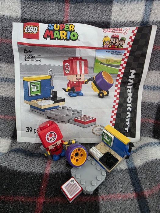 Ціна за дві Lego30704 Sonic та Lego30702 Super Mario
