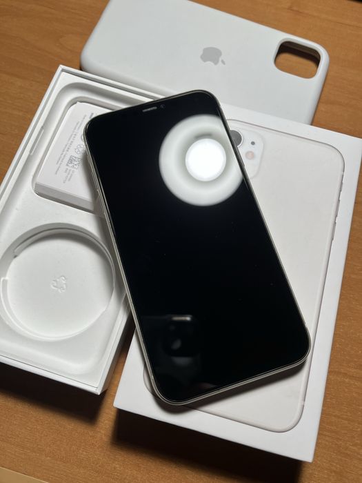 Iphone 11 64gb.