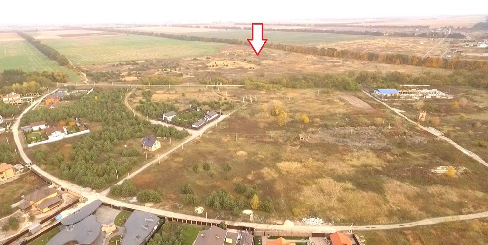 Процев участки от 6 соток до 2.2 га под строительство.
