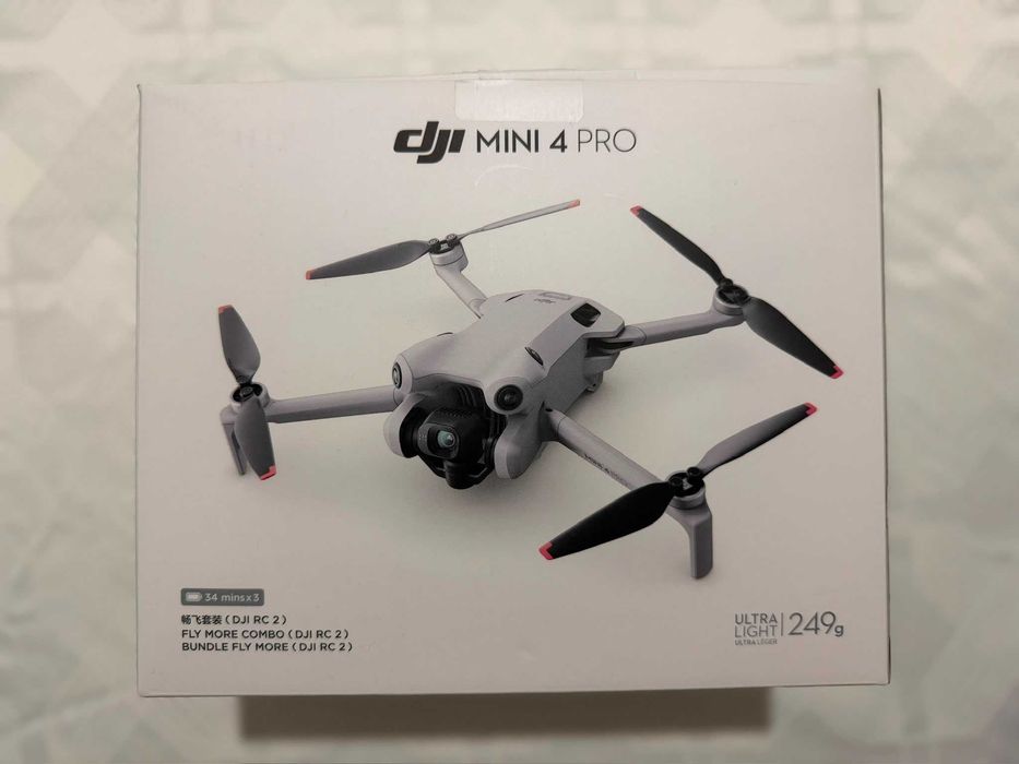 DJI Mini 4 Pro Fly More Combo (DJI RC 2)