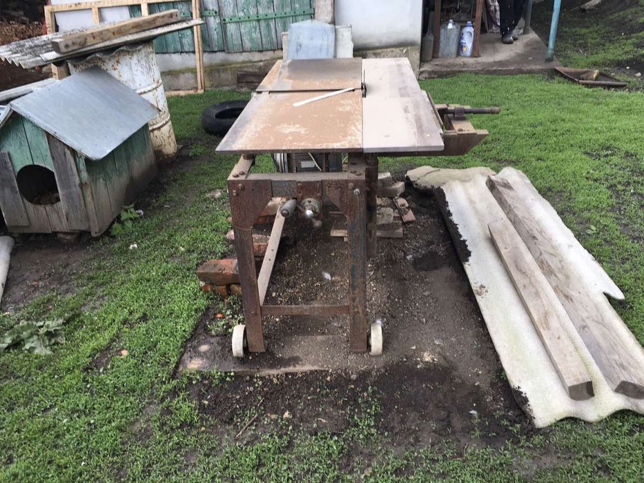 Деревообробка два станка