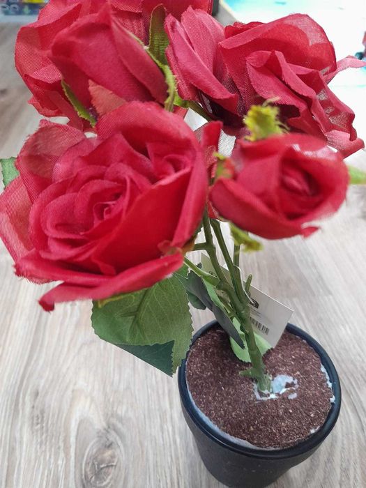 Nowe Piękne Sztuczne Roże sztuczny kwiatek w doniczce Wysyłka w 24h