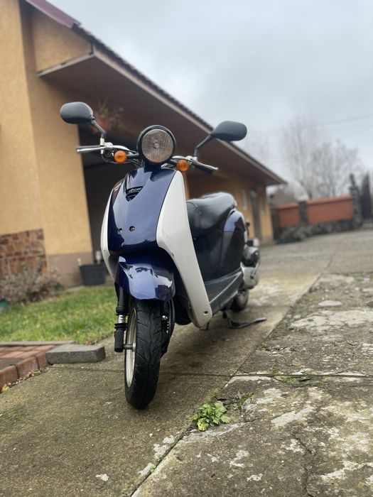 продам скутер хонда