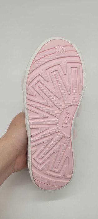 Стильні дитячі кросівки UGG — Оригінал 30 розмір