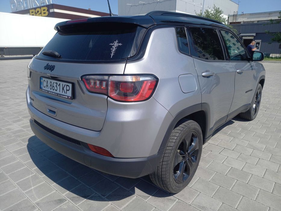 Jeep Compass 2018 2.4 9АТ (180 к.с.) AWD Latitude