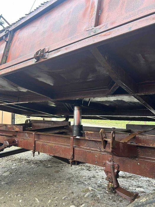 Продам причеп двох-осний