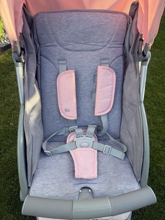 Lekki Wózek spacerówka Kinderkraft Pilot różowy zestaw