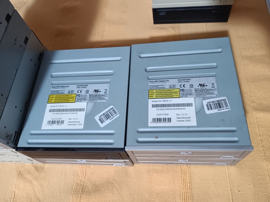 Оптичний привід DVD rom, CD rom