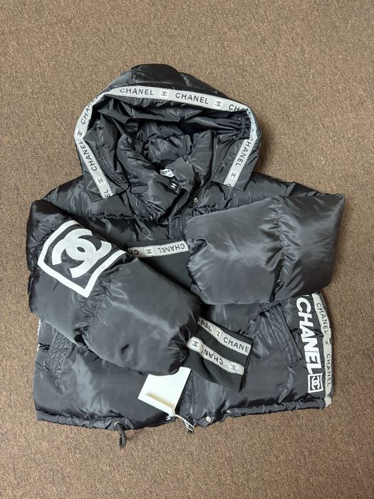 Жіноча пухова куртка CHANEL з капюшоном L/XL