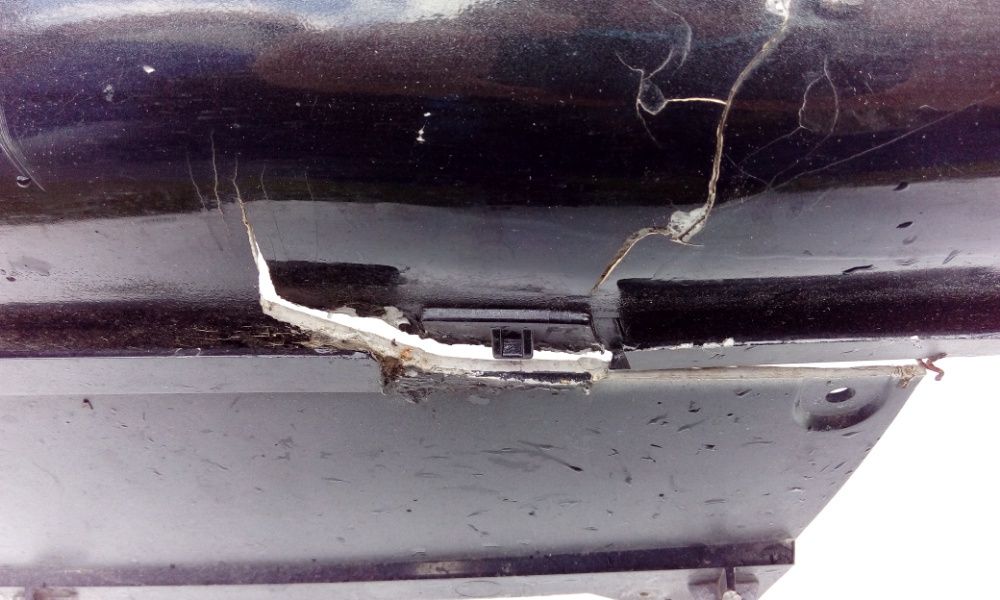 Górna kratka zderzaka przedniego Opel Astra 2