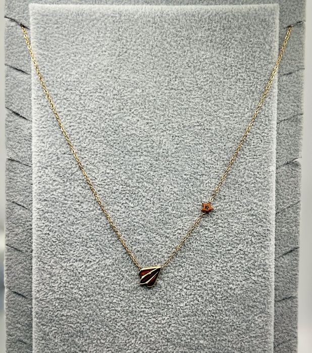 Colar Avião de Papel & Estrela em Aço Inoxidável (Banho Ouro 18k)