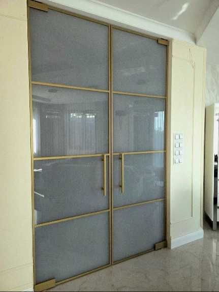 Drzwi szklane, ściany szklane