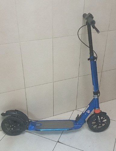 Продам двоколісний самокат