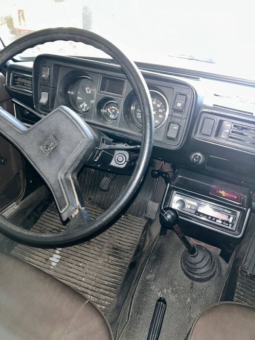 ВАЗ / Lada 2105 1987 VIN XTA210510J0928900 фото оголошення 13 з 19