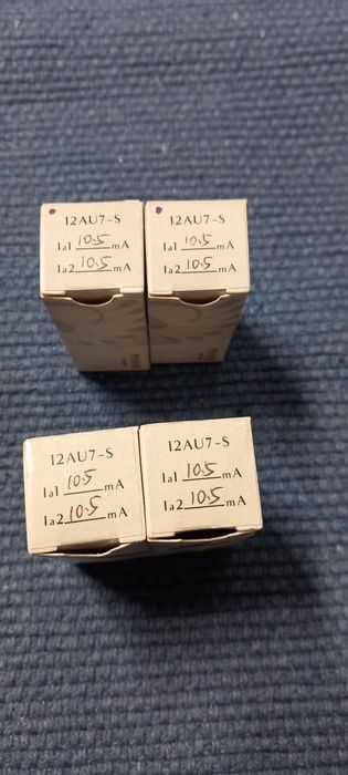 Par de Válvulas pré amp  12au7 PSvane S
