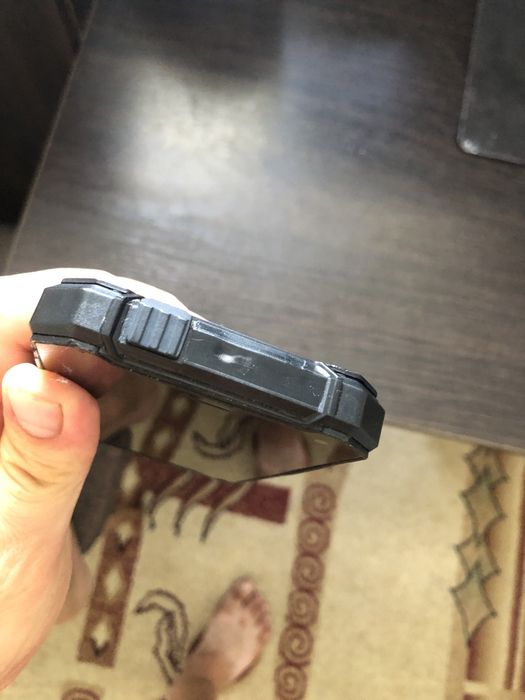 Продам телефон JEASUNG P8 телефон в робочому стані