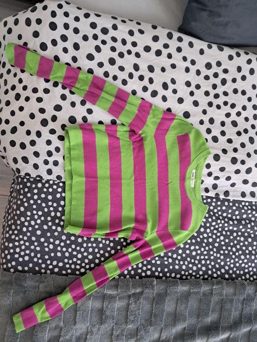 Sweter prawie nieużywany