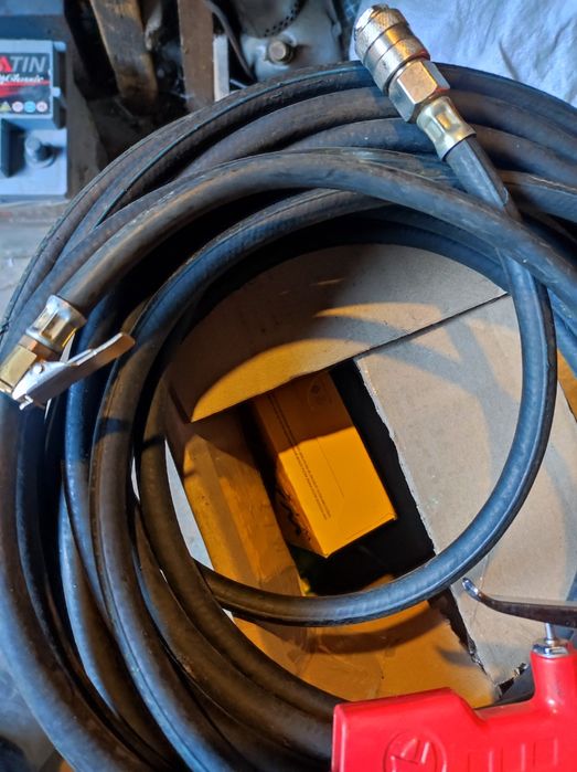 Продам шланг подкачки и манометр