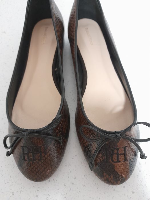 Sapatos " Pedro del Hierro" Novos