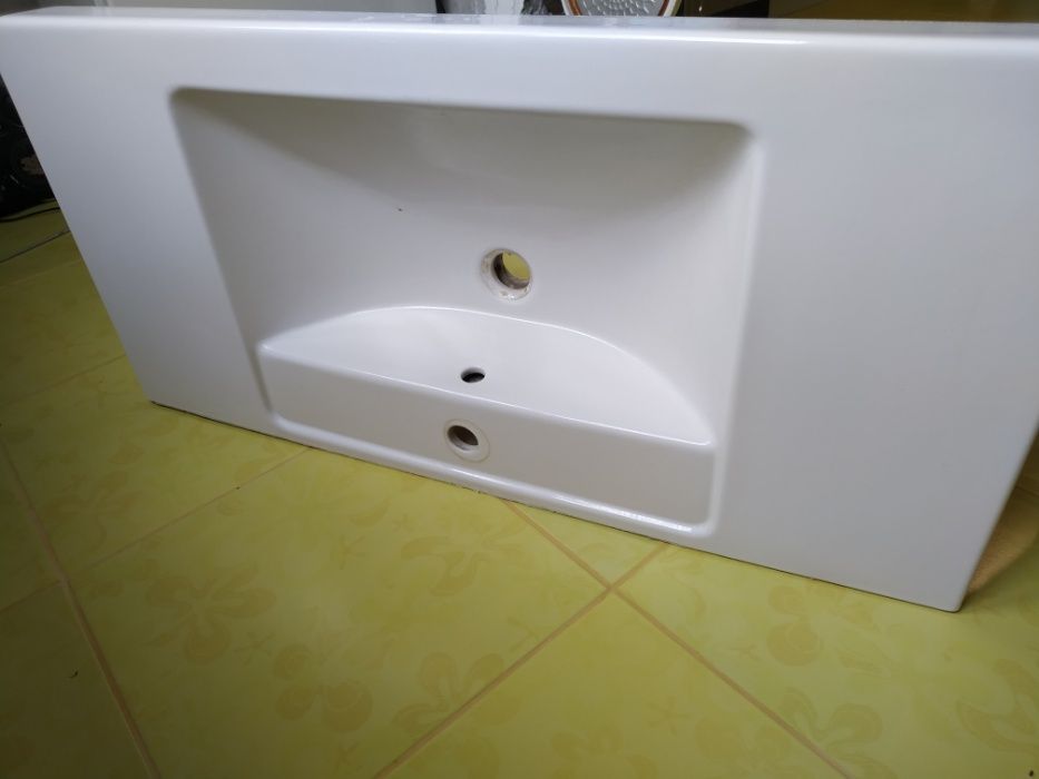 Раковина 100*46 см villeroj&bosh